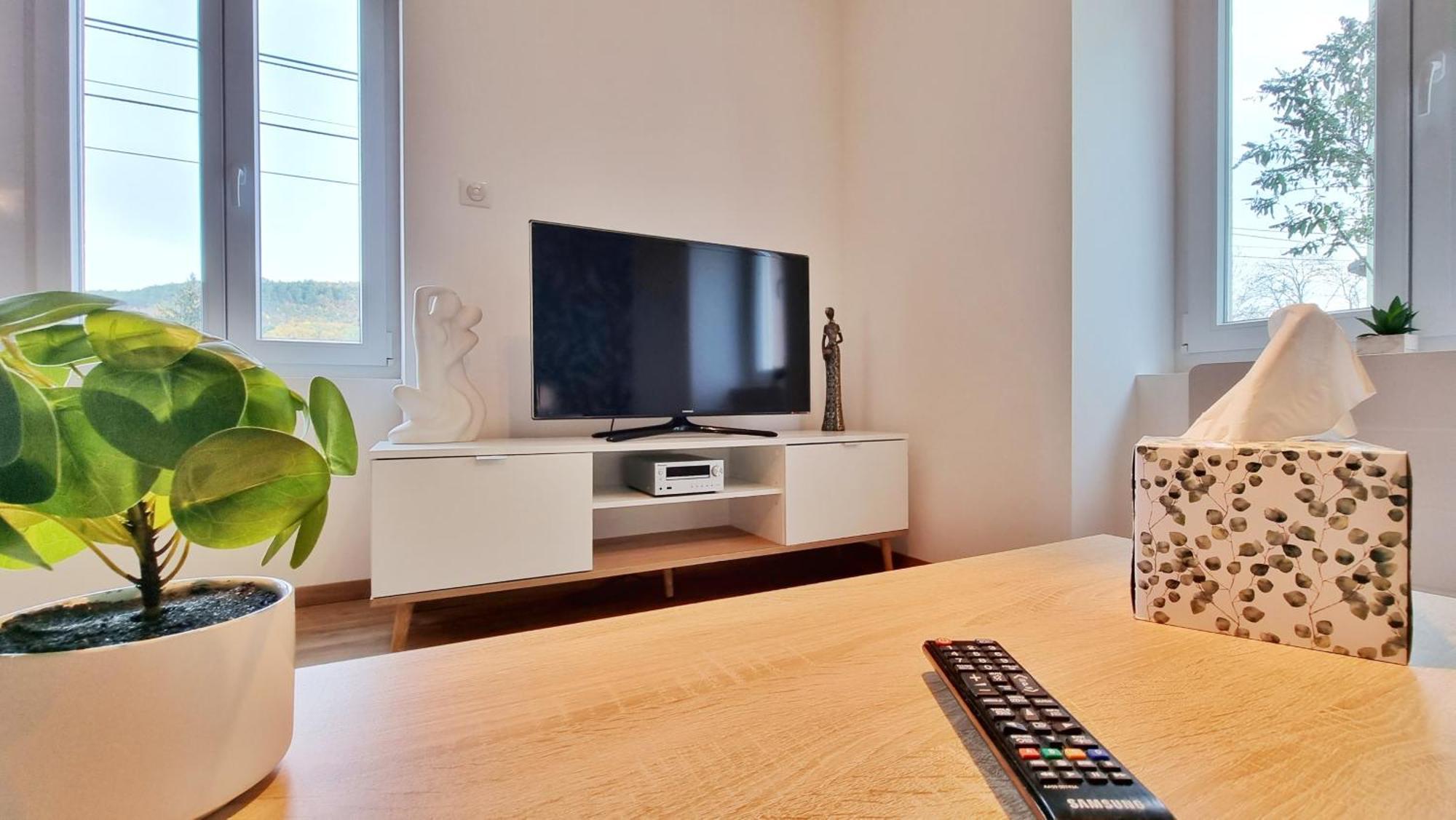 La Buhl Verte - Chic Et Moderne - Calme - Fibre - Relax Bnb Экстерьер фото